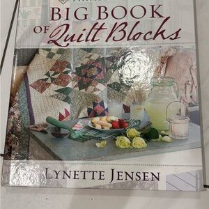 Big Book of Quilt Blocks by Lynette Jensen